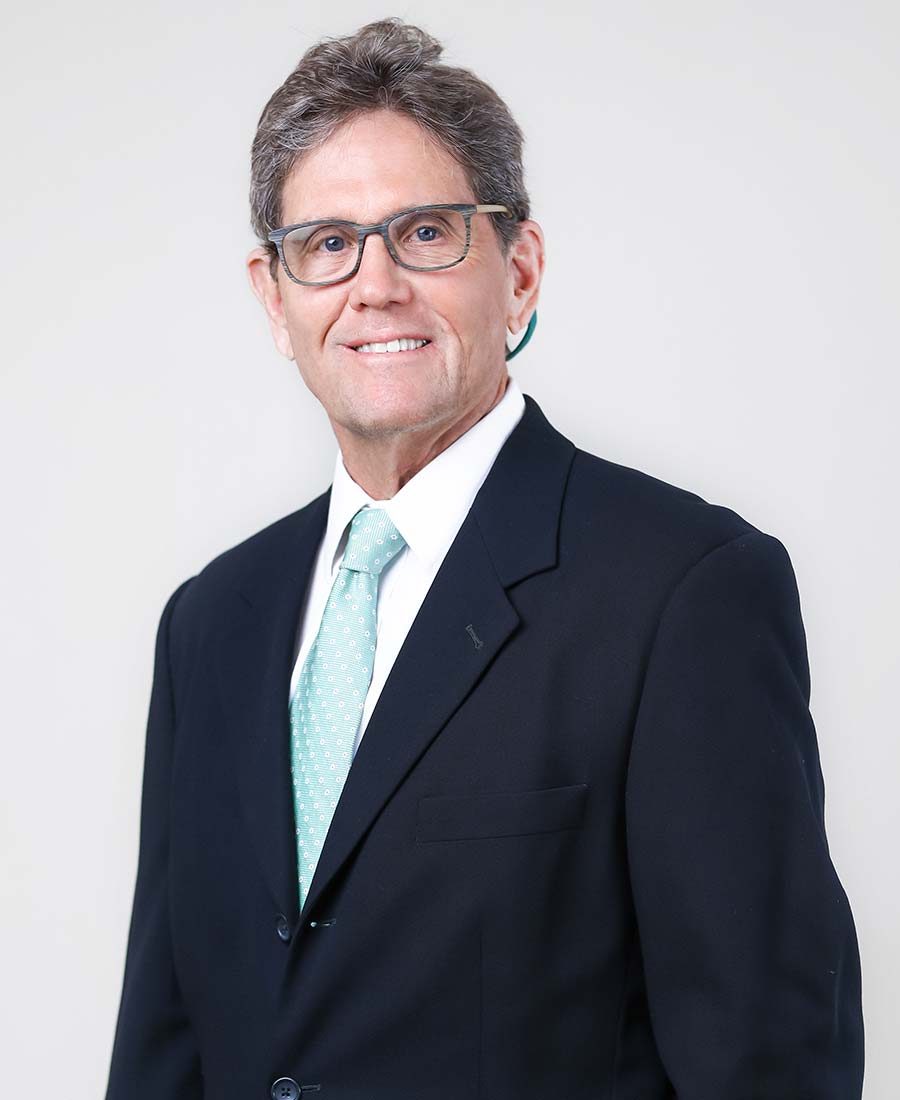 image of attorney gregory m hansen of case lombarid & pettit